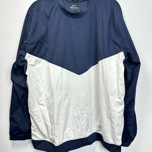 Nike Golf Men's Navy and White Pullover